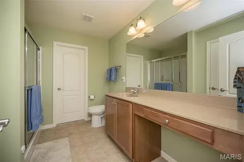 Bath - 2 Jackson Cir, Festus, MO 63028 photo 2 of 6