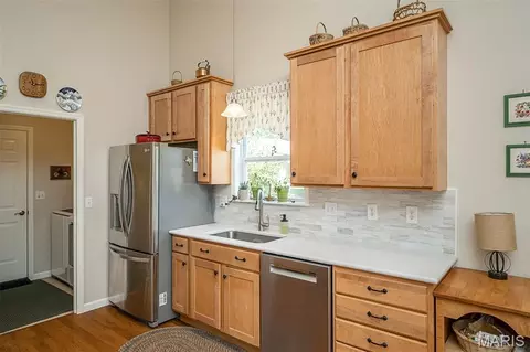 Kitchen - 2 Jackson Cir, Festus, MO 63028 photo 3 of 5