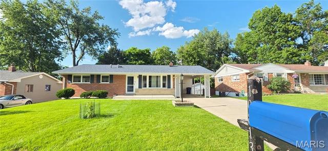 10813 Waycroff Dr, Saint Louis, MO 63114