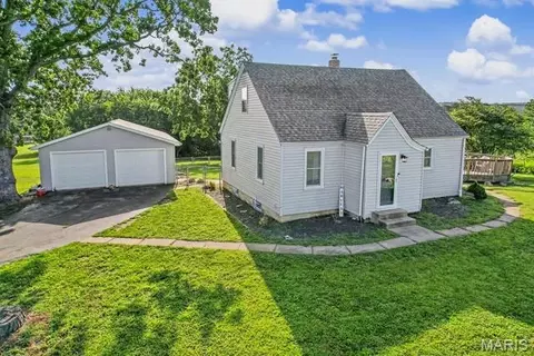 9284 Highway 61, Sainte Genevieve, MO 63670