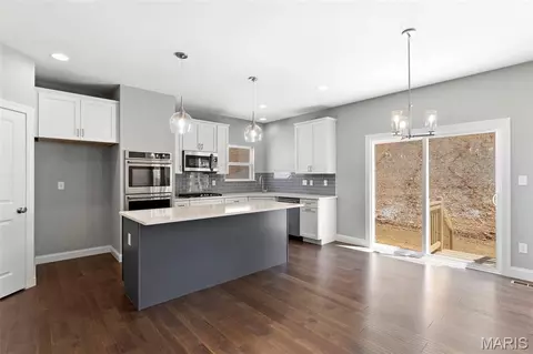 Kitchen - 2 Pin Oak At Highlands, Rolla, MO 65401 photo 3 of 3