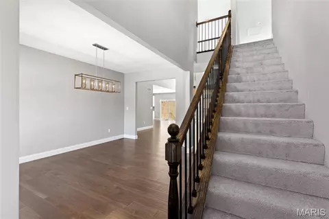 Entry Way - 2 Pin Oak At Highlands, Rolla, MO 65401 photo 2 of 2