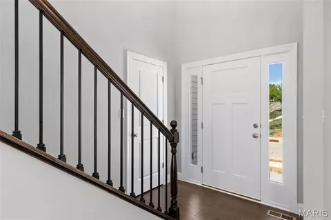 Entry Way - 2 Pin Oak At Highlands, Rolla, MO 65401 photo 1 of 2