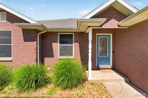 711 Morrison Ave, Waterloo, IL 62298 photo 3