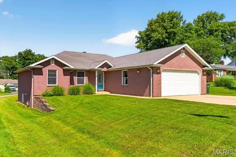 711 Morrison Ave, Waterloo, IL 62298 photo 6