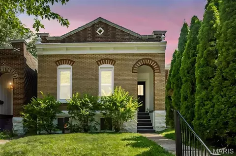 6418 W Park Ave, Saint Louis, MO 63139