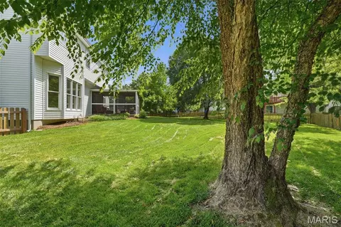 Exterior - 645 Arbor Haven Dr, Ballwin, MO 63021 photo 6 of 7