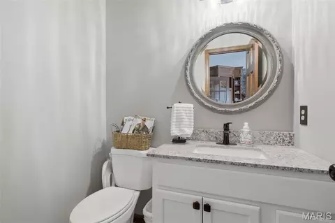 Bath - 645 Arbor Haven Dr, Ballwin, MO 63021 photo 1 of 5