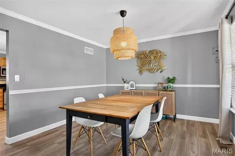 Dining - 10 Amber Wave Ct, O'fallon, MO 63366 photo 1 of 3