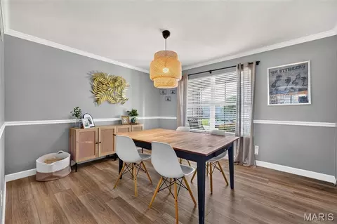 Dining - 10 Amber Wave Ct, O'fallon, MO 63366 photo 2 of 3