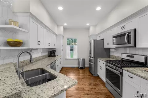 Kitchen - 977 Nunn Rd, Chaffee, MO 63740 photo 1 of 4