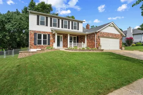 4855 Mehlbrook Dr, Saint Louis, MO 63129