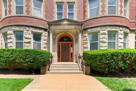 4317 Lindell Blvd #D, Saint Louis, MO 63108
