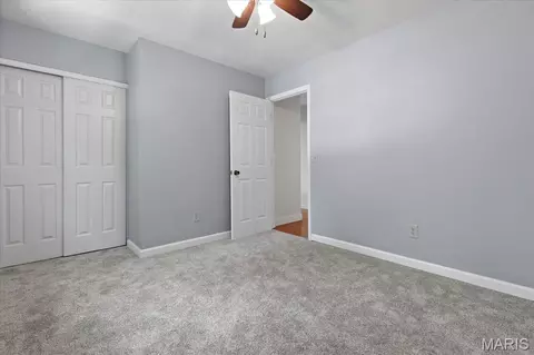 Bedroom - 44 Wilderness Ln, Defiance, MO 63341 photo 3 of 10