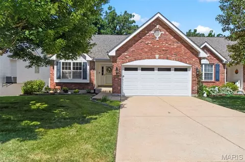 1627 Polar Dr, Wentzville, MO 63385