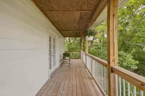 814 Eureka Rd, Eureka, MO 63025 photo 8