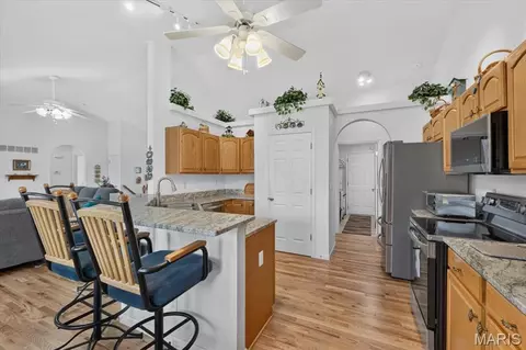 Kitchen - 3132 Post Run Dr, O'fallon, MO 63368 photo 4 of 4