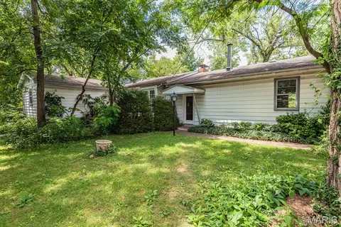 13204 Tablerock Dr, Saint Louis, MO 63122