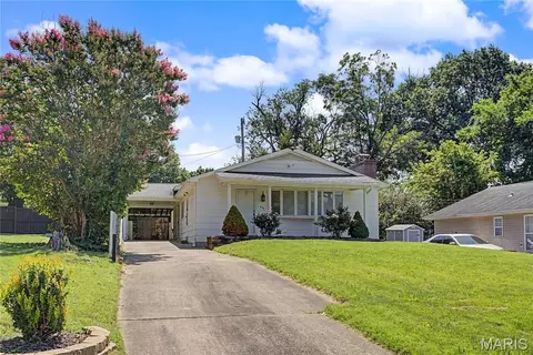 636 Whitelaw Ave, Cape Girardeau, MO 63701