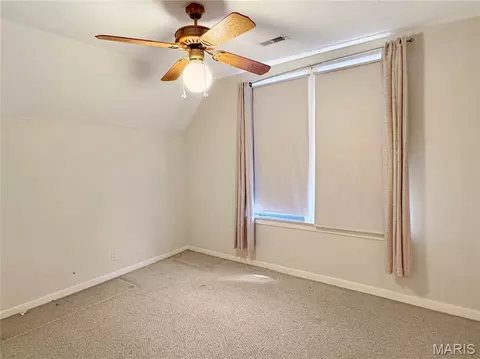 Bedroom - 305 E Main St, Washington, MO 63090 photo 6 of 10