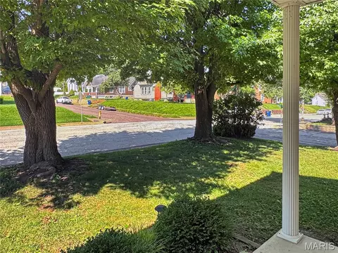 Exterior - 305 E Main St, Washington, MO 63090 photo 6 of 7