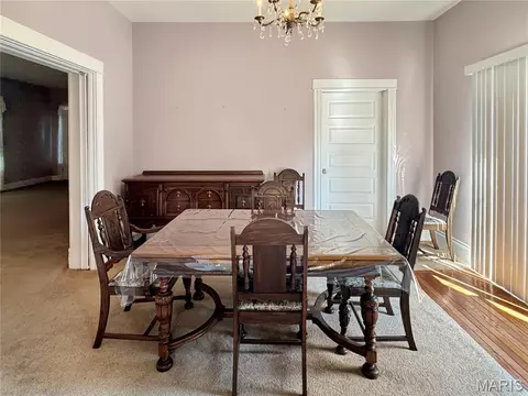 Dining - 305 E Main St, Washington, MO 63090 photo 3 of 5