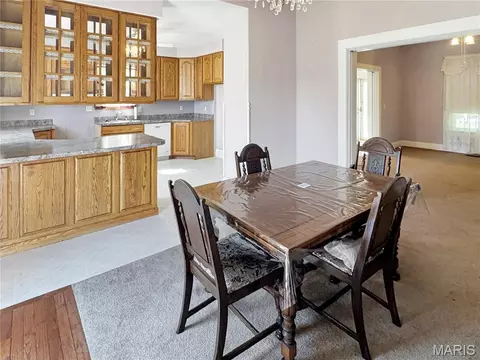 Dining - 305 E Main St, Washington, MO 63090 photo 1 of 5