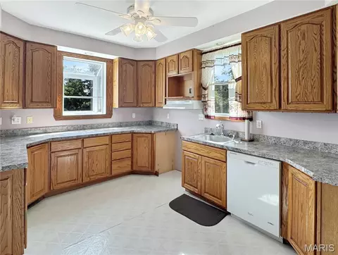 Kitchen - 305 E Main St, Washington, MO 63090 photo 1 of 6