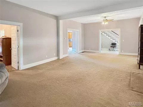Living - 305 E Main St, Washington, MO 63090 photo 5 of 7