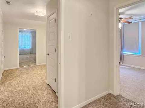 Entry Way - 305 E Main St, Washington, MO 63090 photo 6 of 6