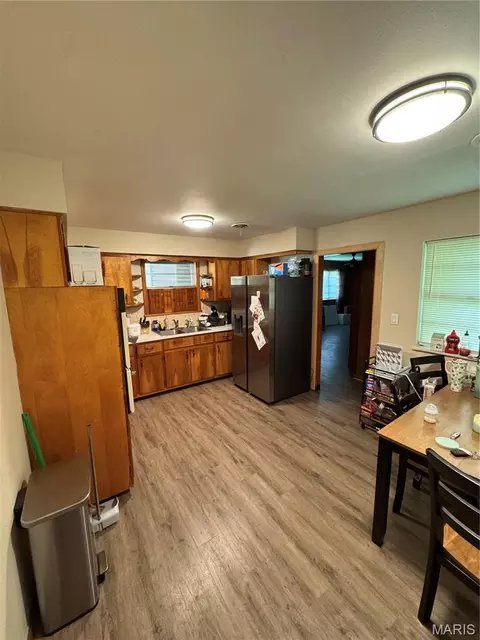 Kitchen - 812 Hastings Dr, Kennett, MO 63857 photo 2 of 2