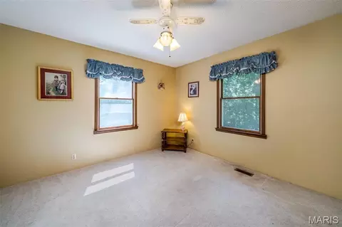 Bedroom - 862 College Rd, Union, MO 63084 photo 3 of 5