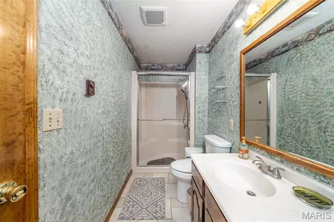 Bath - 862 College Rd, Union, MO 63084 photo 1 of 4