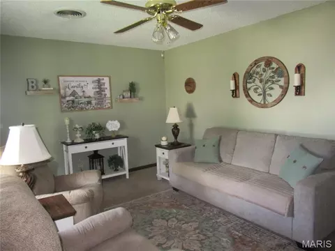 Living - 710 Sarah St, Sullivan, MO 63080 photo 1 of 2