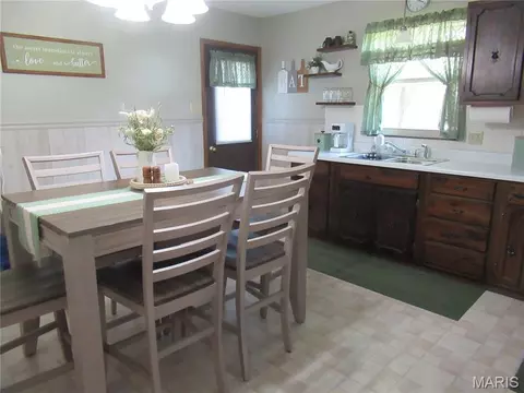 Dining - 710 Sarah St, Sullivan, MO 63080 photo 1 of 2