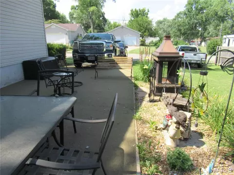 Exterior - 710 Sarah St, Sullivan, MO 63080 photo 11 of 13