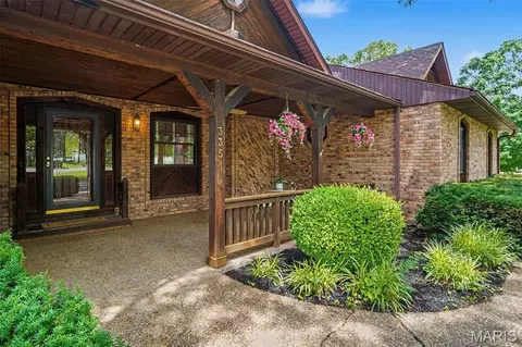 Exterior - 335 George St, Sullivan, MO 63080 photo 7 of 10