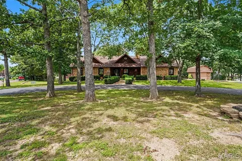 Exterior - 335 George St, Sullivan, MO 63080 photo 2 of 10
