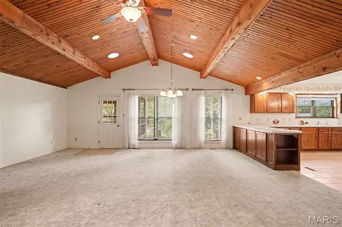 Living - 335 George St, Sullivan, MO 63080 photo 3 of 4