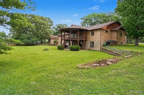 Exterior - 335 George St, Sullivan, MO 63080 photo 9 of 10