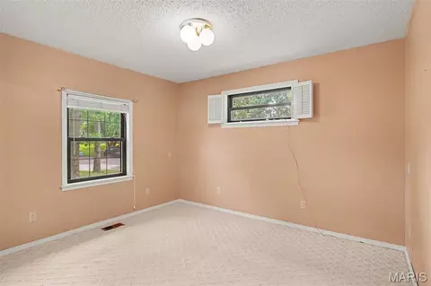 Bedroom - 335 George St, Sullivan, MO 63080 photo 7 of 9
