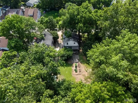2626 Margarette Ave, Maplewood, MO 63143 photo 39