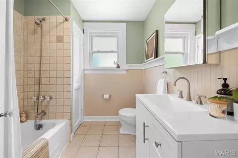 2626 Margarette Ave, Maplewood, MO 63143 photo 20