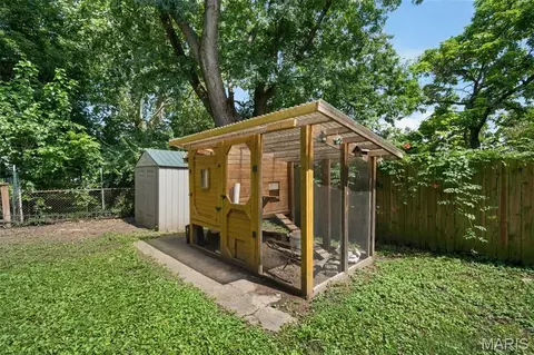 2626 Margarette Ave, Maplewood, MO 63143 photo 31