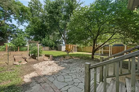 2626 Margarette Ave, Maplewood, MO 63143 photo 29