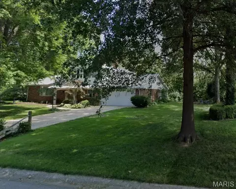 503 Westfield Dr, O'fallon, IL 62269