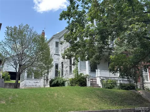 914-914 A Center St #14A, Hannibal, MO 63401