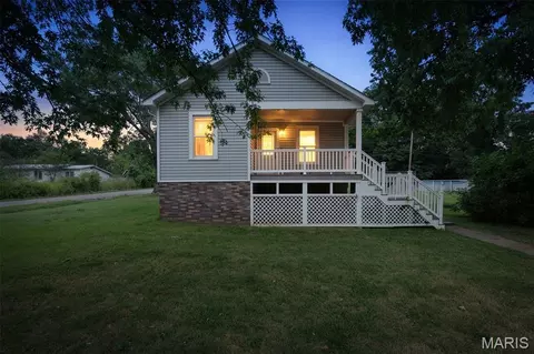910 Camilla St, Park Hills, MO 63601