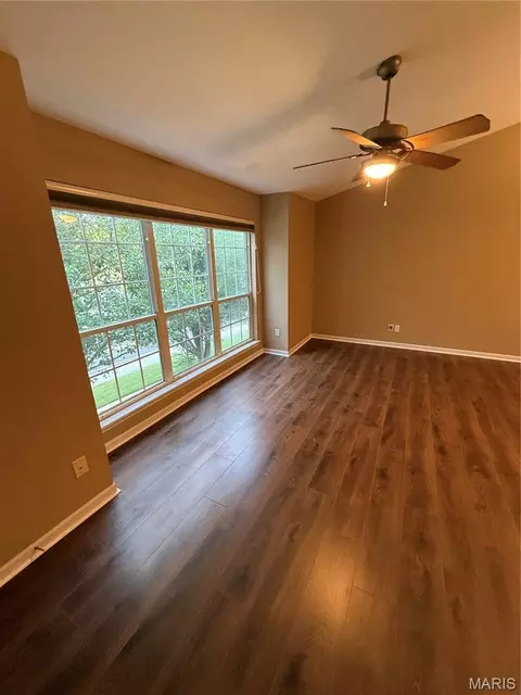Living - 1610 Forest Springs Ln #C, Ballwin, MO 63021 photo 3 of 6