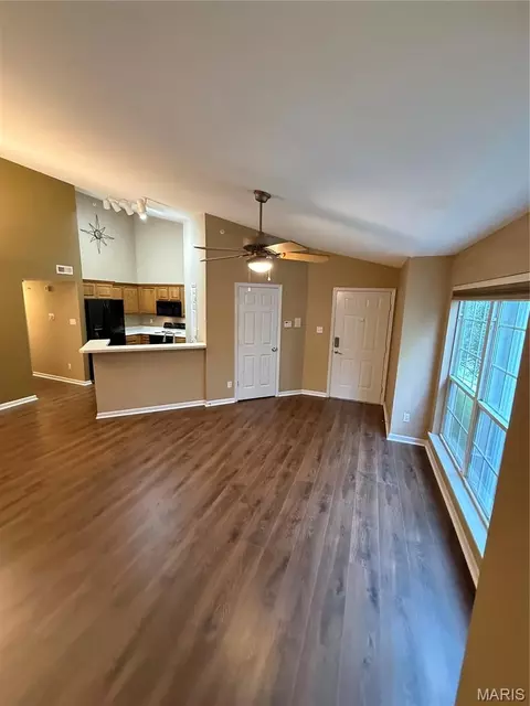 Living - 1610 Forest Springs Ln #C, Ballwin, MO 63021 photo 4 of 6